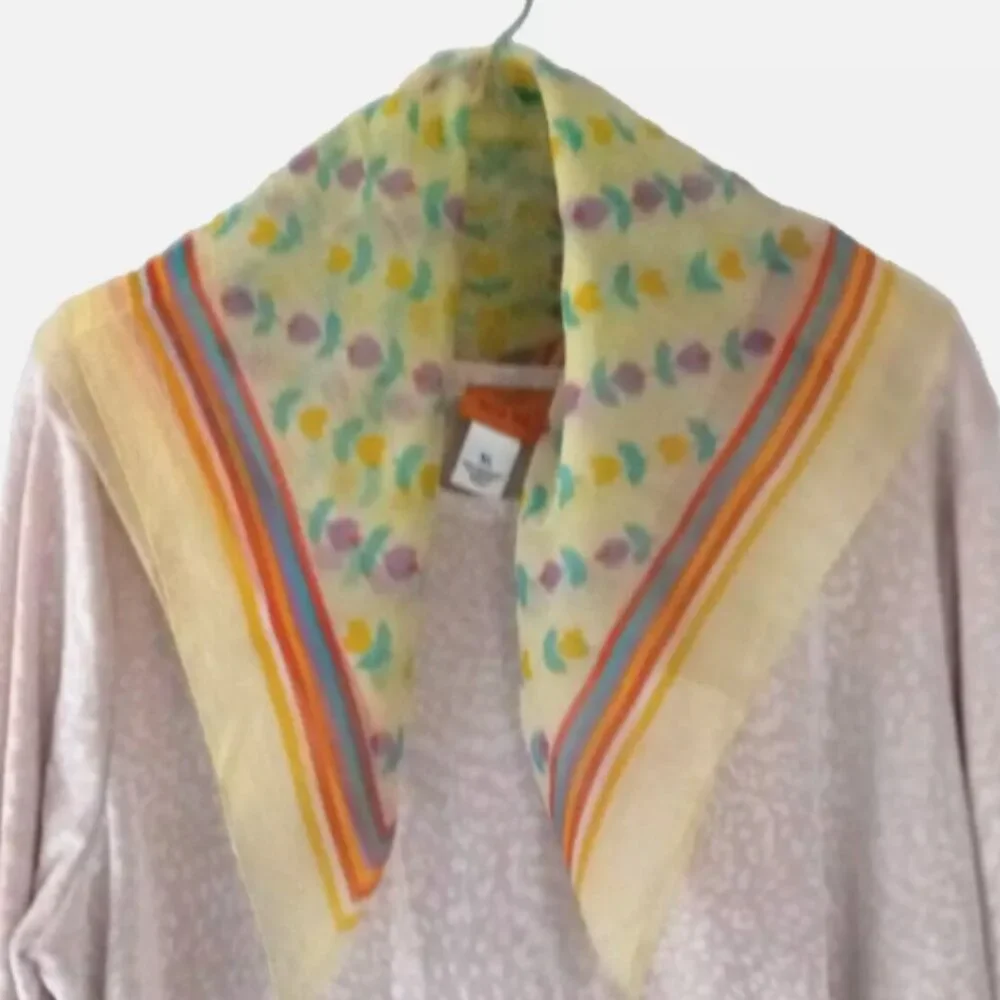 Women's Square Scarf 25